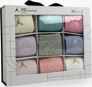Шкарпетки Nike JORDAN HOLIDAY 9PK CREW GIFT BOX різнокольорові (9 пар) BJ0810-782