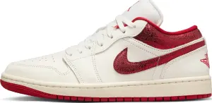 Кроссовки женские Nike AIR JORDAN 1 LOW SE бело-красные HJ9338-106