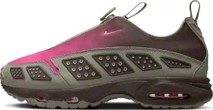 Кросівки жіночі Nike AIR MAX SNDR рожево-коричнево-сірі IB7702-300