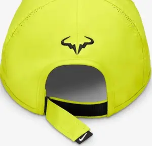 Кепка Nike DRI-FIT CLUB UNSTRUCTURED RAFA желтая FB5600-357