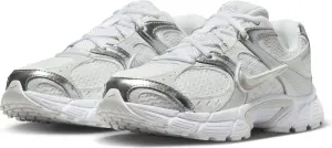 Кросівки жіночі Nike V5 RNR біло-сріблясті HQ7901-112