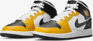 Кросівки підліткові Nike AIR JORDAN 1 MID (GS) жовто-біло-чорні DQ8423-701
