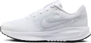 Кросівки бігові Nike RUN DEFY білі HM9594-100