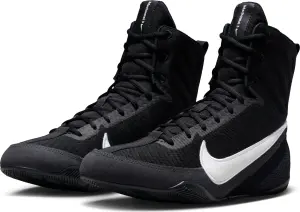 Боксерки Nike MACHOMAI 3 чорно-білі HF7333-001