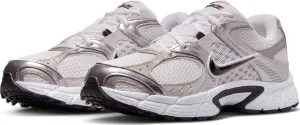 Кроссовки Nike V5 RNR светло-серо-серебряные HJ5228-104