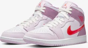 Кроссовки женские Nike AIR JORDAN 1 MID VALENTINE'S DAY светло-розово-красные DR0174-500