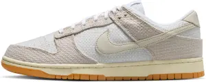 Кроссовки Nike DUNK LOW RETRO SE бежевые II7078-200
