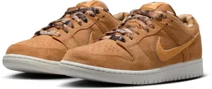 Кроссовки Nike NOTE MANCHESTER X SB DUNK LOW коричневые IO9508-200