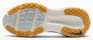 Кроссовки Nike VOMERO 18 светло-зелено-серебряные HM6803-020