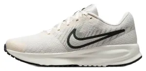 Кросівки Nike RUN DEFY молочно-темно-зелені HM9594-007