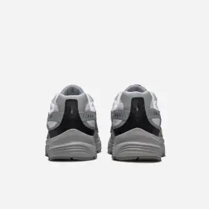 Кросівки Nike INITIATOR біло-сірі 394055-105