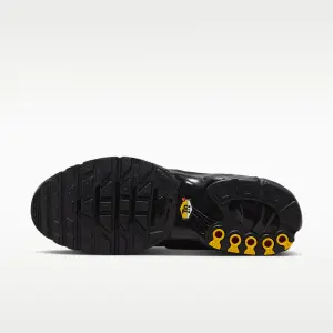 Кросівки Nike AIR MAX PLUS PREMIUM чорні IH7960-001