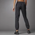 Спортивные штаны женские Adidas WOVEN BOS PANT черные GL0675