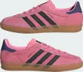Кеди жіночі Adidas GAZELLE рожево-чорно-фіолетові IE7002