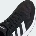 Кросівки Adidas RUN 84 чорно-білі IH8613