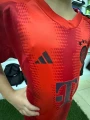 Футбольна форма дитяча Баварія (Bayern Munich) 2024-2025 домашня червоно-чорна F0006