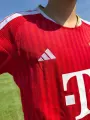 Футбольная форма детская Бавария (Bayern Munich) 2026-2027 домашняя красно-белая F0636