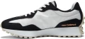 Кроссовки New Balance 327 черно-бело-оранжевые MS327SO
