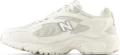 Кроссовки New Balance 725 молочные ML725AL
