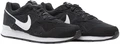 Кроссовки Nike Venture Runner Suede черно-белые CQ4557-001