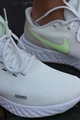 Кроссовки женские Nike Revolution 5 белые BQ3207-105