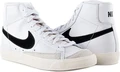 Кроссовки Nike Blazer Mid '77 Vintage бело-черные BQ6806-100
