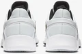 Кроссовки Nike Legend Essential 2 бело-серо-черные CQ9356-002