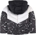 Куртка детская Nike NSW SYNFIL JKT BRNDMK AOP черно-белая DD8590-010
