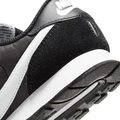 Кроссовки детские Nike MD Valiant черные CN8559-002