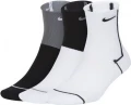 Шкарпетки спортивні жіночі Nike Everyday Plus Lightweight кольорові CK6021-904
