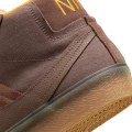 Кроссовки Nike SB ZOOM BLAZER MID PRM PLUS коричневые DV5468-200