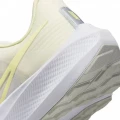 Кроссовки беговые женские Nike WMNS AIR ZOOM PEGASUS 39 желтые FD0796-100