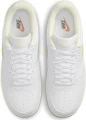 Кросівки Nike AIR FORCE 1 07 LX білі DC8894-100