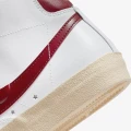 Кеды женские Nike W BLAZER MID 77 SE бело-бордовые DV7003-100