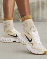 Кросівки бігові жіночі Nike W ZOOM AIR FIRE бежеві DV1129-100