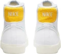 Кросівки дитячі Nike BLAZER MID 77 GS білі DX3070-100
