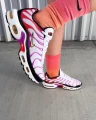 Кросівки жіночі Nike W AIR MAX PLUS білі DZ3671-100