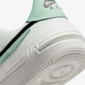 Кросівки жіночі Nike W AF1 PLT.AF.ORM білі DX3730-300