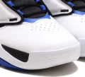 Кросівки баскетбольні Nike JORDAN MAX AURA 4 біло-чорно-сині DN3687-104