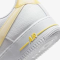 Кроссовки Nike AIR FORCE 1 07 белые DV3505-101