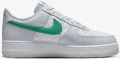 Кроссовки Nike AIR FORCE 1 07 белые FD0667-001
