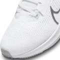 Кроссовки беговые  женские Nike AIR ZOOM PEGASUS 40 белые DV3854-101