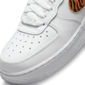 Кроссовки женские Nike WMNS AIR FORCE 1 07 бело-оранжевые DD8959-108