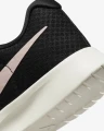 Кроссовки женские Nike TANJUN FLYEASE черно-розовые DV7786-002