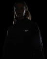 Ветровка женская Nike SWIFT SF JKT черная FB7492-010