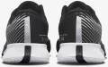 Кроссовки теннисные женские Nike W ZOOM VAPOR PRO 2 HC черно-белые DR6192-001