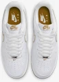 Кроссовки Nike AIR FORCE 1 07 белые DV0788-104