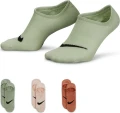 Носки женские Nike U NK EVERYDAY PLUS LTWT FOOTIE разноцветные (3 пары) SX5277-991
