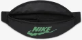 Сумка на пояс Nike NK HRITGE WSTPCK-HMN CRFT GRX 3L черно-зеленая FN0892-010