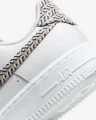 Кросівки жіночі Nike WMNS AIR FORCE 1 LX білі DZ2709-100